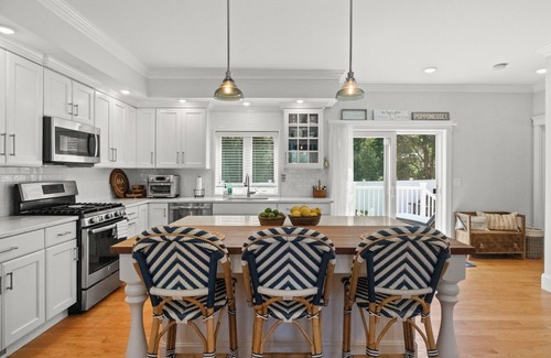 Popponesset House | Popponesset-3 bedrooms, 4 baths, Sleeps 6, w/outdoor shower
