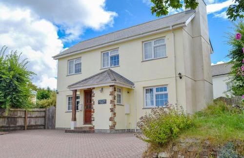 Crantock House | Poppy Cottage