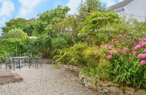 Crantock House | Poppy Cottage