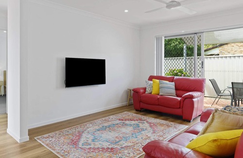 Bateau Bay Villa | Poppy's Place - Coastal Inspired Escape