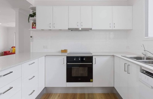 Bateau Bay Villa | Poppy's Place - Coastal Inspired Escape
