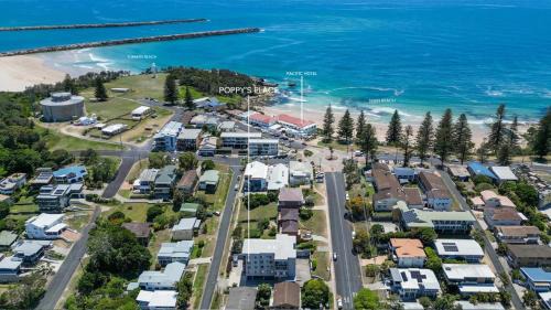 Yamba Apartment | Poppy's Place - oceanstays