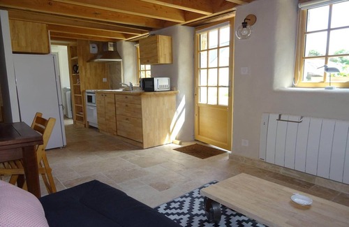 Plougasnou House | Port-Blanc Beach Cottage in Plougasnou