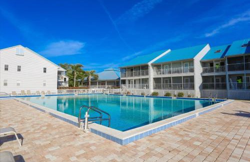 Port Charlotte House | Port Charlotte Private Waterfront Condo WA4410-317