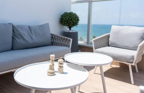 Haifa Apartment | PORT CITY HAIFA - Luxury Seaview Penthouse w Jaccuzzi