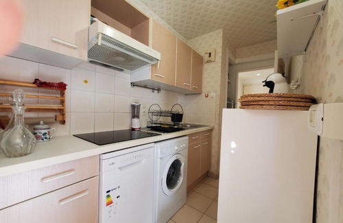 Frejus Port Apartment | Port FREJUS T2 39m2 climatise Belle terrasse Balcon