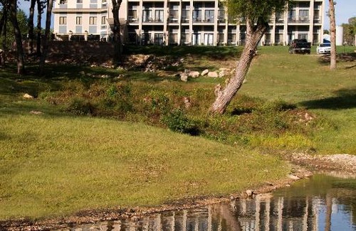 Kimberling City Resort | Port of Kimberling Marina & Resort