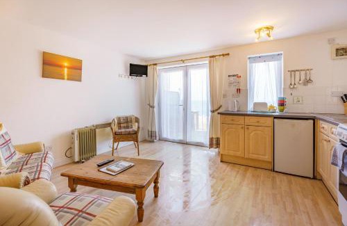 Yarmouth Apartment | Port Side