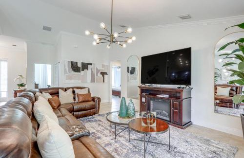 Port Saint Lucie House | Port St Lucie Home with Above-Ground Pool and Grill