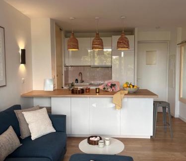 Antibes City Centre Apartment | Port Vauban - 6pers - terrasse - parking
