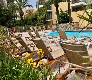 Antibes City Centre Apartment | Port Vauban - 6pers - terrasse - parking