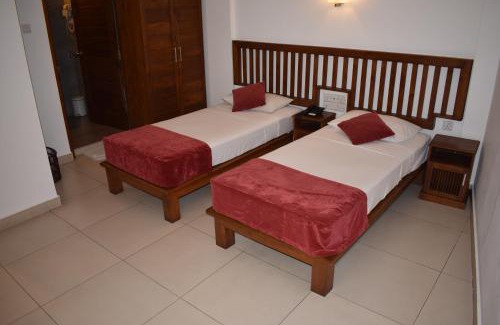Kochchikade South Hotel | Port View City Hotel