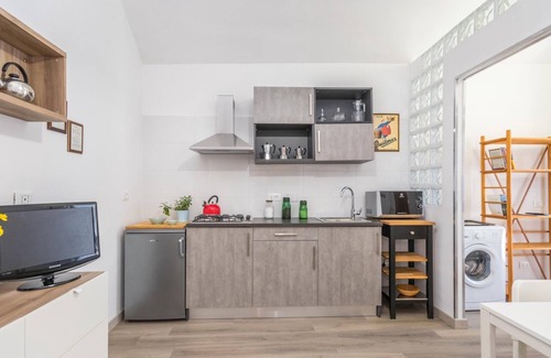 Turin Apartment | Porta Palazzo Apartment by Wonderful Italy