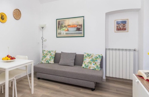 Turin Apartment | Porta Palazzo Apartment by Wonderful Italy