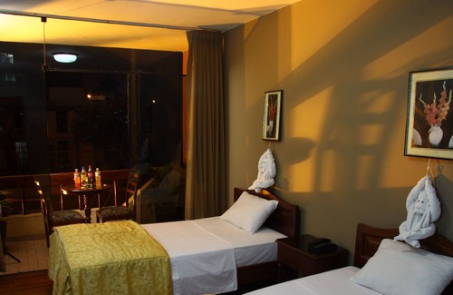 El Recreo Hotel | Portada del Sol