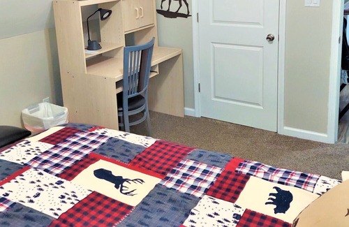 Portage Apartment | Portage Fully Furnished Room Rental