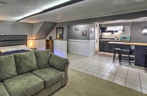Portage Apartment | Portage Studio: 11 Miles to Indiana Dunes!