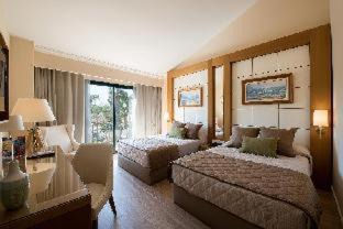 Salou Hotel | PortAventura Hotel PortAventura - Includes unlimited access to PortAventura Park & 1 access to Ferrari Land