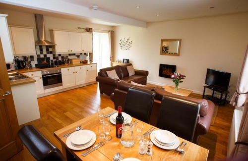 Pembroke House | Portclew Cottages