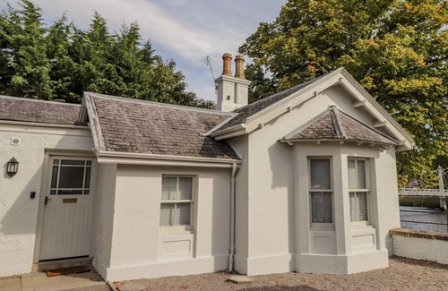 Inverness Cottage | Porter's Lodge