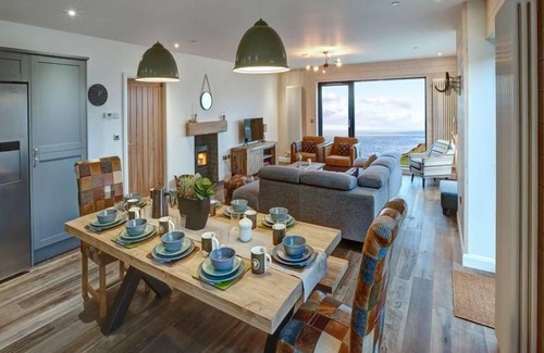 Pistyll Cottage | Porth Dinllaen 5 bedroom Holiday home