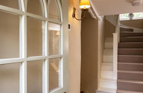 Rock House | Porthilly Greys