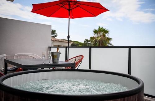 Grosseto-Prugna Apartment | Porticcio Vacations - Terrasse, Piscine, Jacuzzi, Clim - by TGB