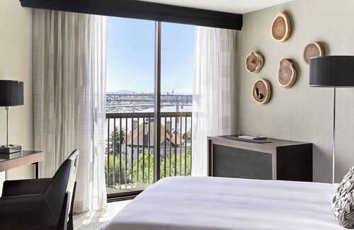 Downtown Portland Hotel | Portland Marriott Downtown Waterfront