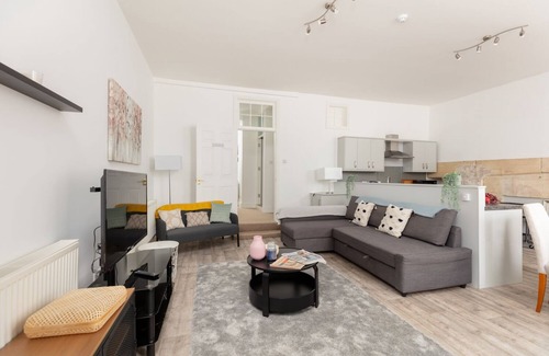 Bath Apartment | Portland Place in Bath
