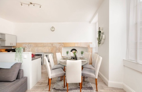 Bath Apartment | Portland Place in Bath