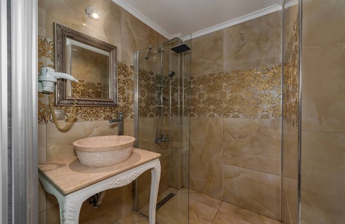 Bodrum City Center Hotel | PORTO AZUL OTEL