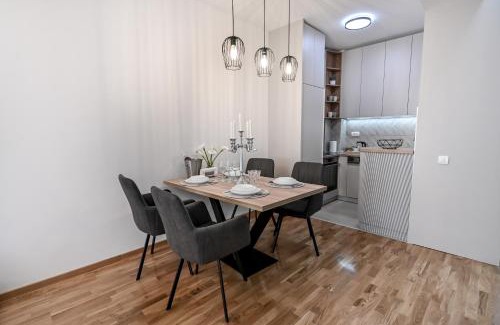 Arandelovac Apartment | Porto lux