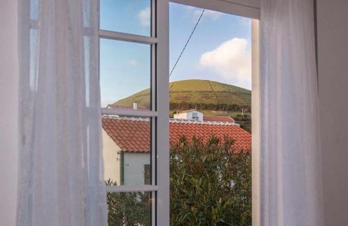 Praia da Vitoria Apartment | Porto Martins Bay Apartments AL