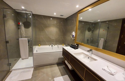 Al-Manasrah Hotel | Porto Said Hotel & Spa