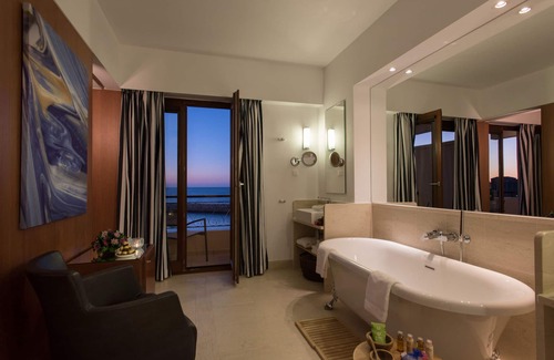 Old Town Hotel | Porto Veneziano Hotel