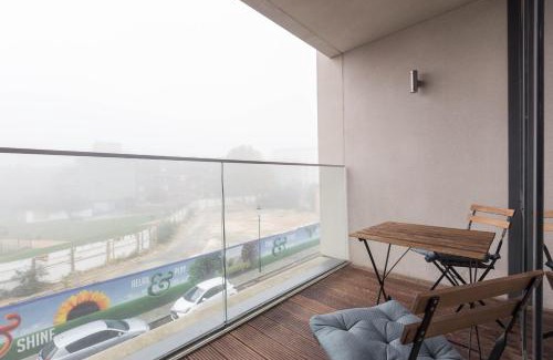 Golborne Apartment | Portobello Apt with Floor-to-Ceiling Views