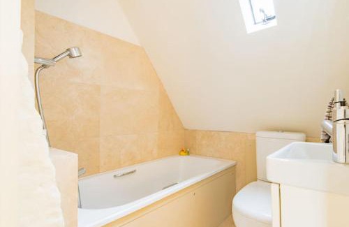 Deal House | Portobello Court