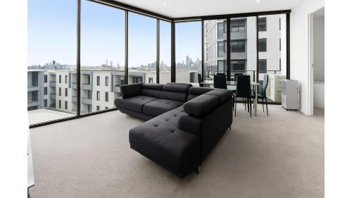 Port Melbourne Apartment | Portside Bliss Your Urban Escape in Melbourne