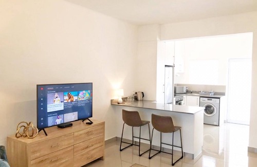 Green Point Apartment | Portswood Mews 14 by CTHA