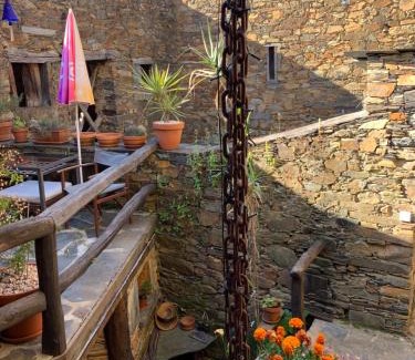 Gois Apartment | Portugal Mountain Splendour - Xisto village