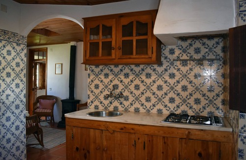 Obidos Cottage | Portugal Silver Coast: big old house with large garden and private pool