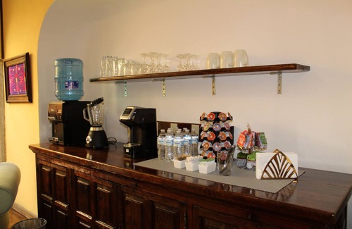 Esterito Apartment | Posada de las Flores Junior Suite 540, Luxury and Confort on the Malecon