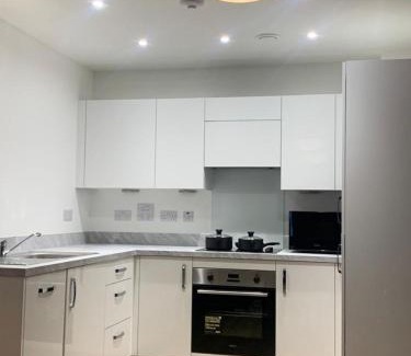 West Thurrock Apartment | Posh and Cozy One bed flat-no parties or events