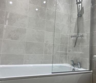 West Thurrock Apartment | Posh and Cozy One bed flat-no parties or events