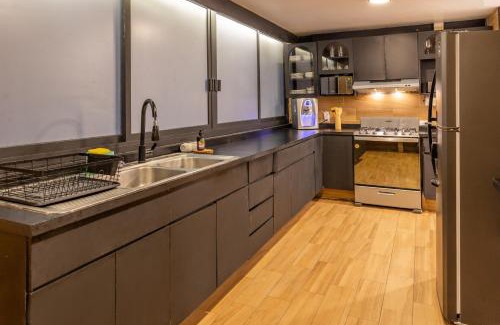 Los Morales House | Posh Polanco Stay TVs and Desks in Each Room