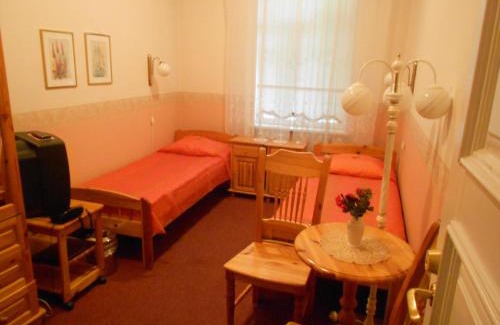 Kadriorg House | Poska Villa Guesthouse