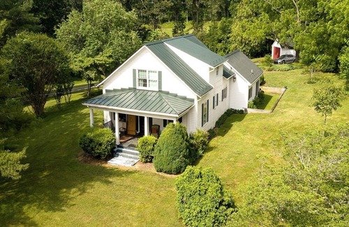 Roseland House | Possum Trot Farmhouse - Wedding & Event Venue, Lodging for 18, Stone Fireplace