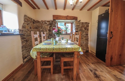 Holsworthy House | POST HOUSE, pet friendly, with a garden in Holsworthy
