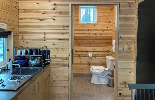 Seneca Cabin | Postcard Cabins Lake Hartwell