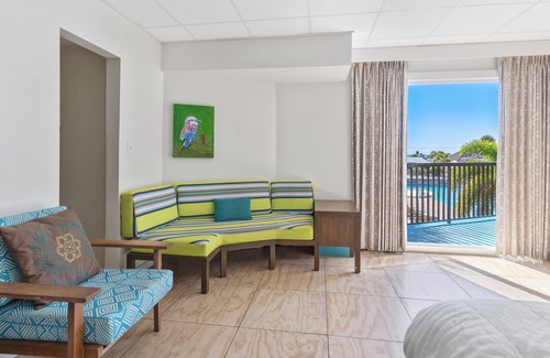 St. Pete Beach Hotel | Postcard Inn On The Beach